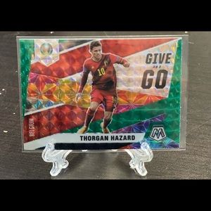 2021 Panini Mosaic #2 Thorgan Hazard Give and Go